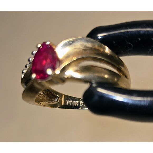 14K Yellow Gold Ruby & Diamond Accent Bypass Ring Size 7 Vintage Fine Jewelry - Picture 4 of 4
